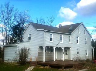 1942 Weavertown Rd, Douglassville, PA 19518