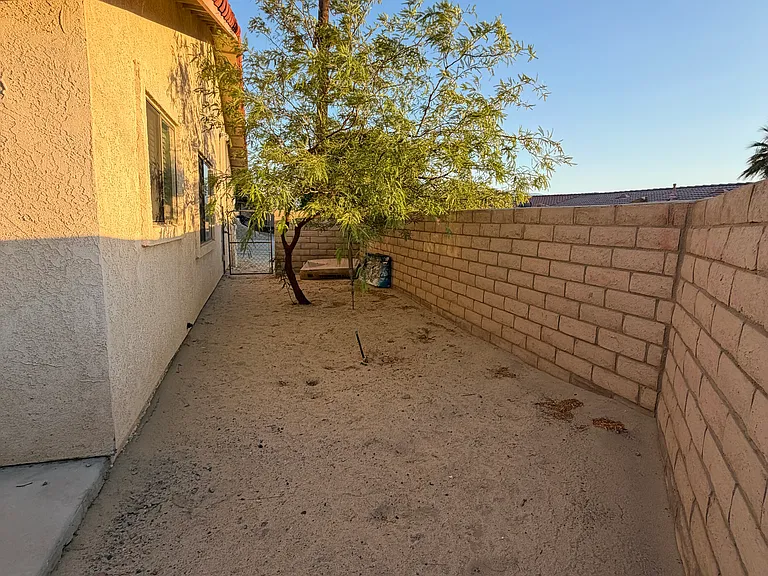 41401 Adams St #C — Photo 24