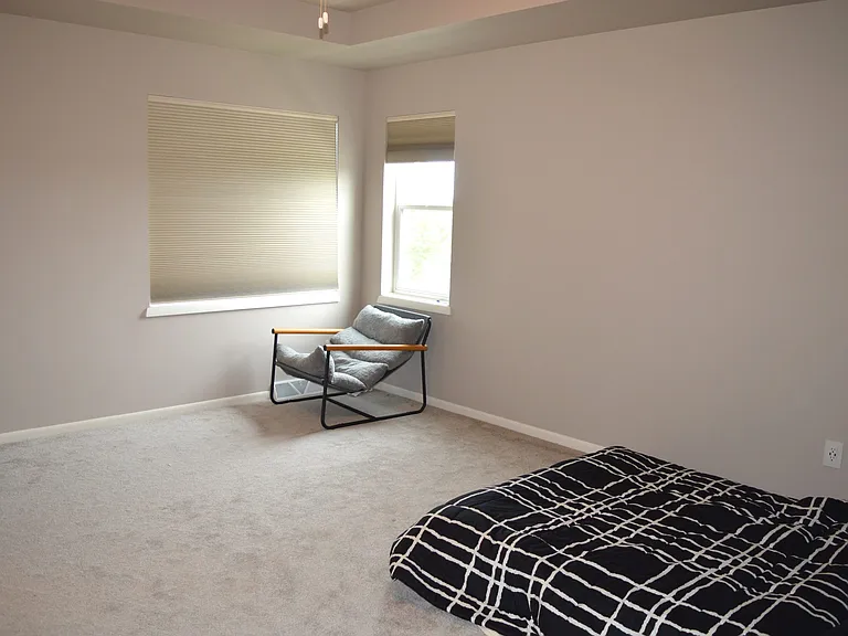 321 Alton Dr — Photo 24