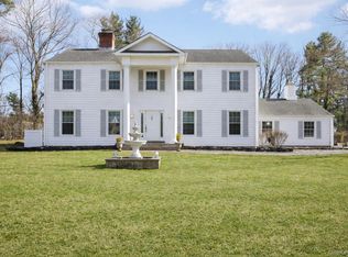 2 Three Pond Road, Smithtown, NY 11787