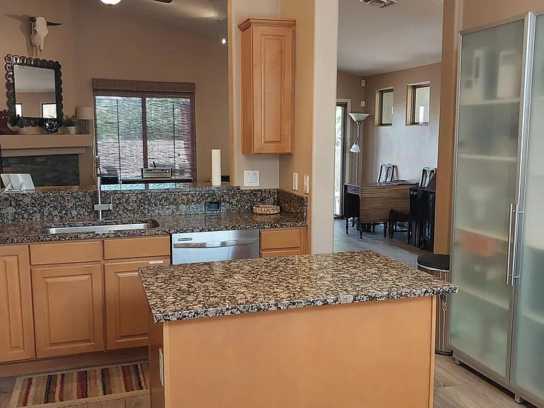9674 E Country Ct — Photo 2