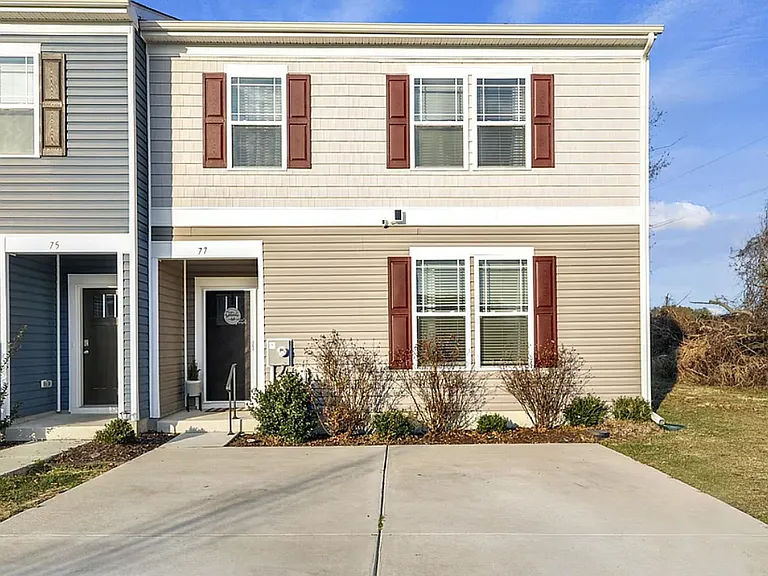 77 Citrus Dr — Photo 1