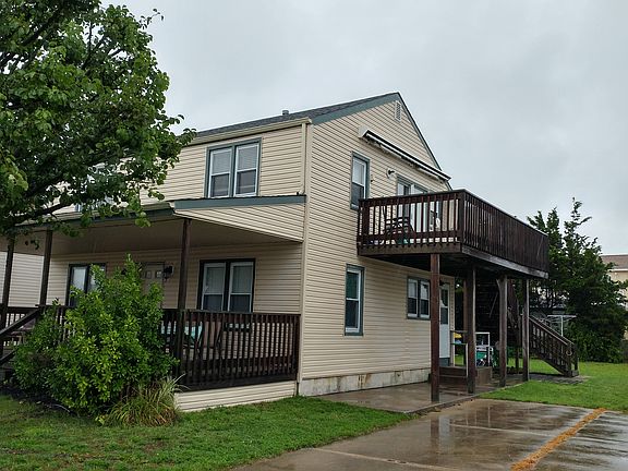 Duplex - Deck and Porch view