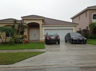 5722 SW 165th Ct, Miami, FL 33193