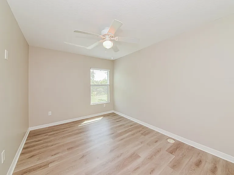 11527 84th Street Cir E #101 — Photo 14