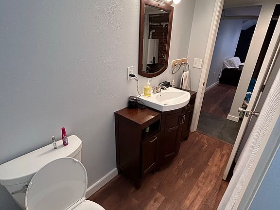 4th image of 3546 E T St #1