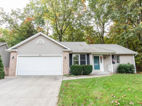 9640 Sebring Dr #37, Portage, MI 49002