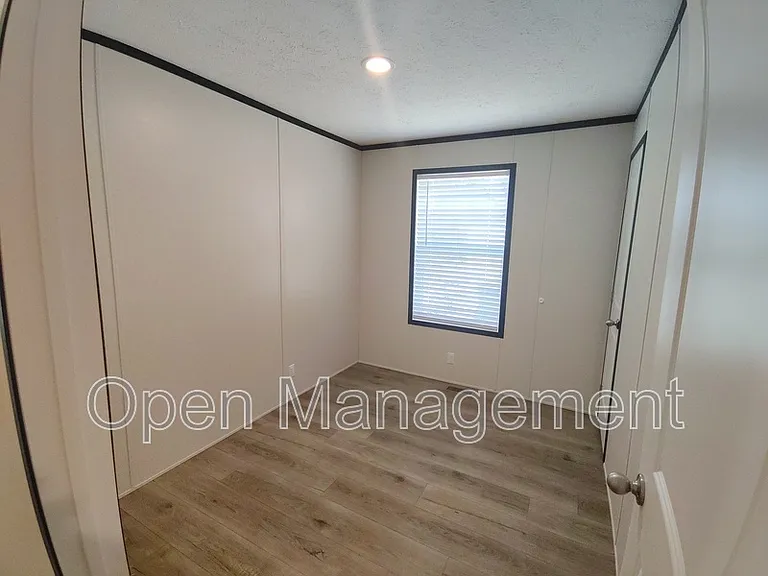 120 Terry Blvd #4 — Photo 13
