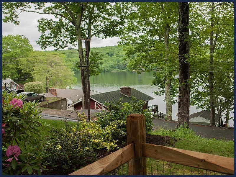 53 Smith Rd, Moosup, CT 06354 Zillow