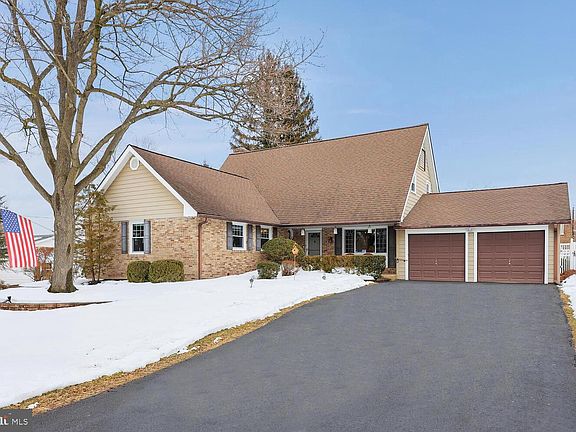 3rd image of 36 Lochatong Rd