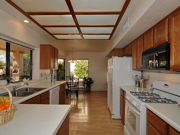 3rd image of 14441 N Rock Springs Ln