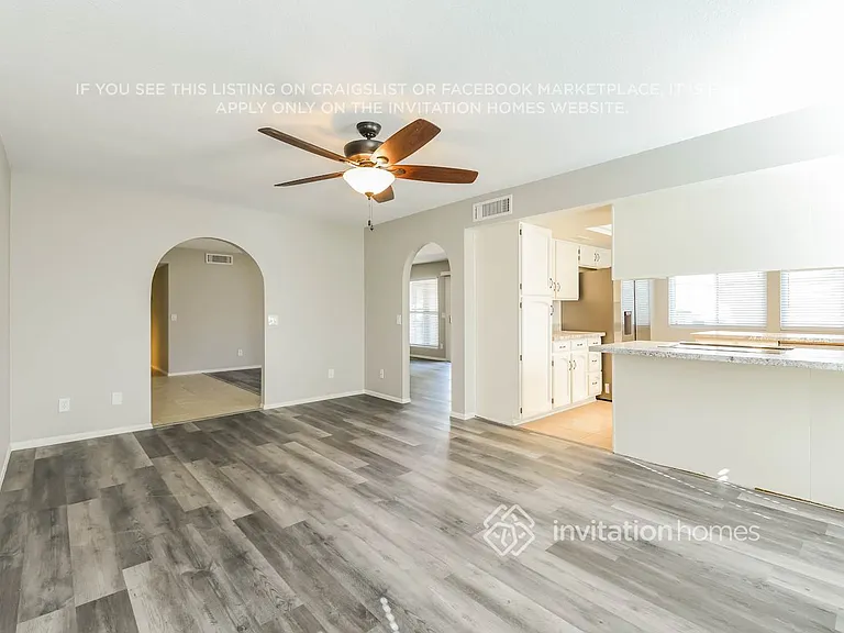 4976 W Charleston Ave — Photo 6