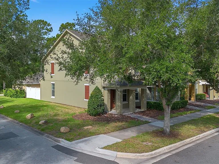 12702 Salomon Cove Dr — Photo 31