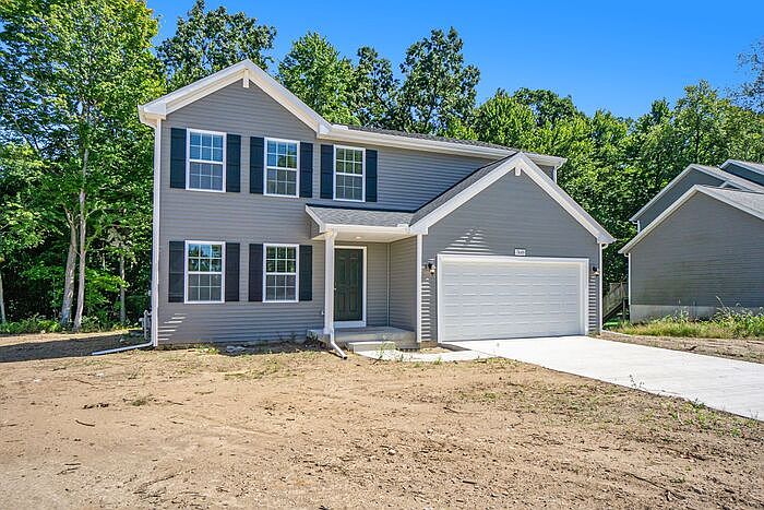 1st image of 2227 Macatawa Ln