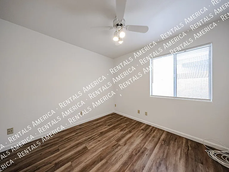 15831 N 6th Ave — Photo 26