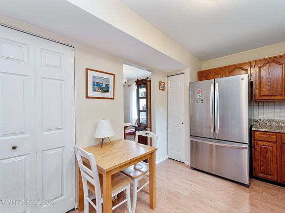 5th image of 1123 Thomas Blvd
