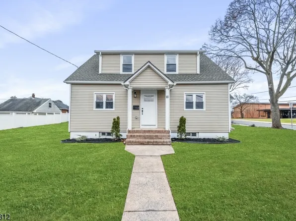 111 Whalen St, Manville Boro, NJ 08835