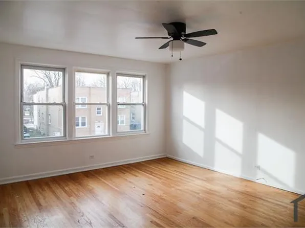 6655 N Seeley Ave #2, Chicago, IL 60645