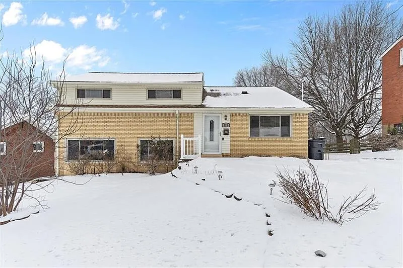 553 Lindsay Rd photo 1