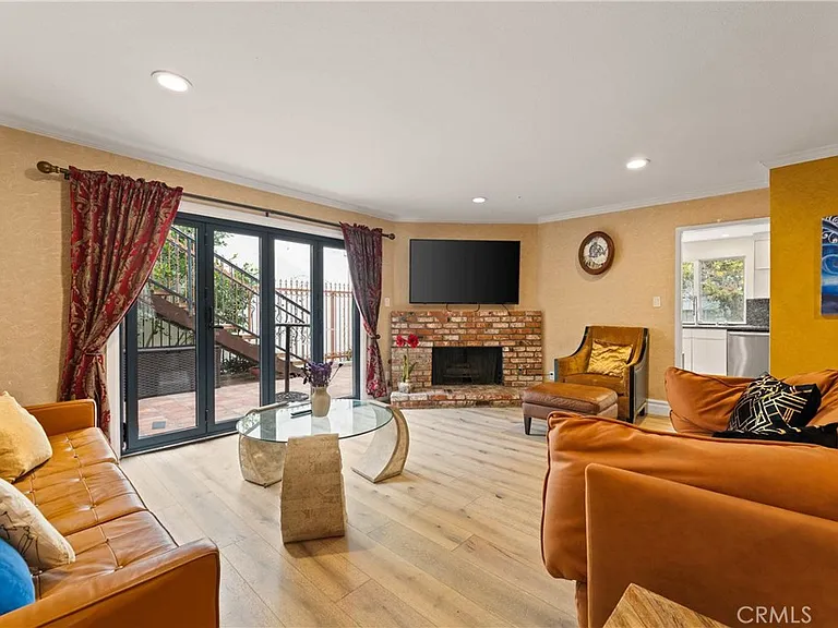 4007 Alta Mesa Studio Ctr — Photo 10