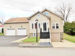 18 Angelo St, Worcester, MA 01604