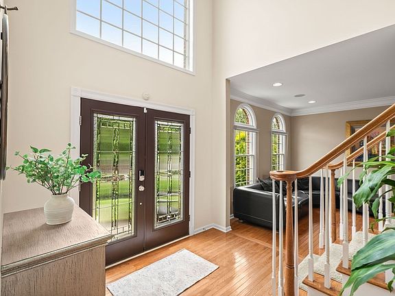 4th image of 15 Fairways Ln