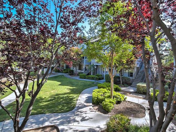 4th image of 5415 Sanchez Dr
