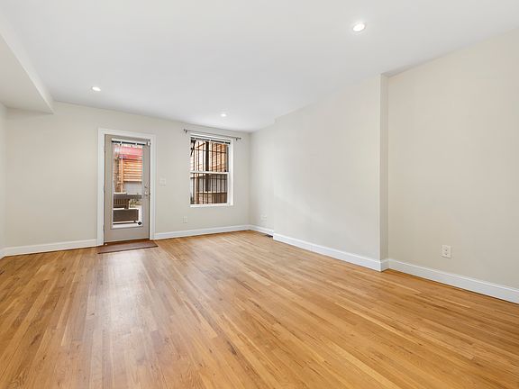 3rd image of 513 W 142nd St #2