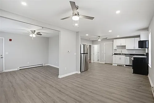 188 Division St #1F Photo 1