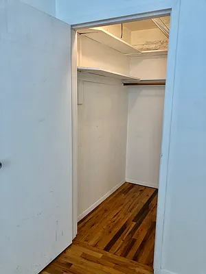 Rented by Modern Spaces | media 27