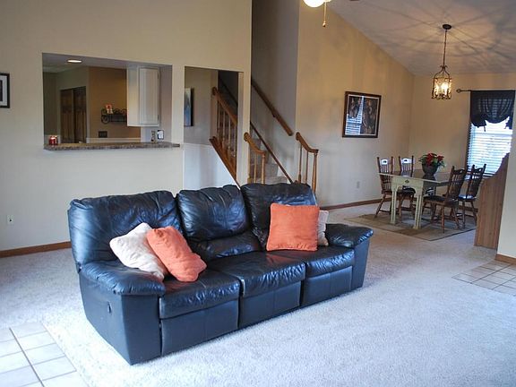 4th image of 3025 Stone Mountain Dr