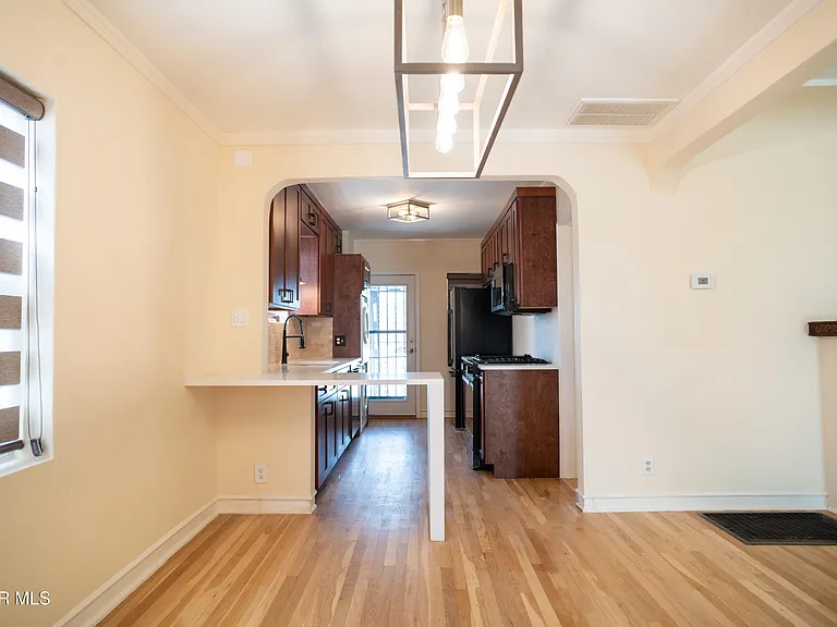 1211 Mesita Dr — Photo 40
