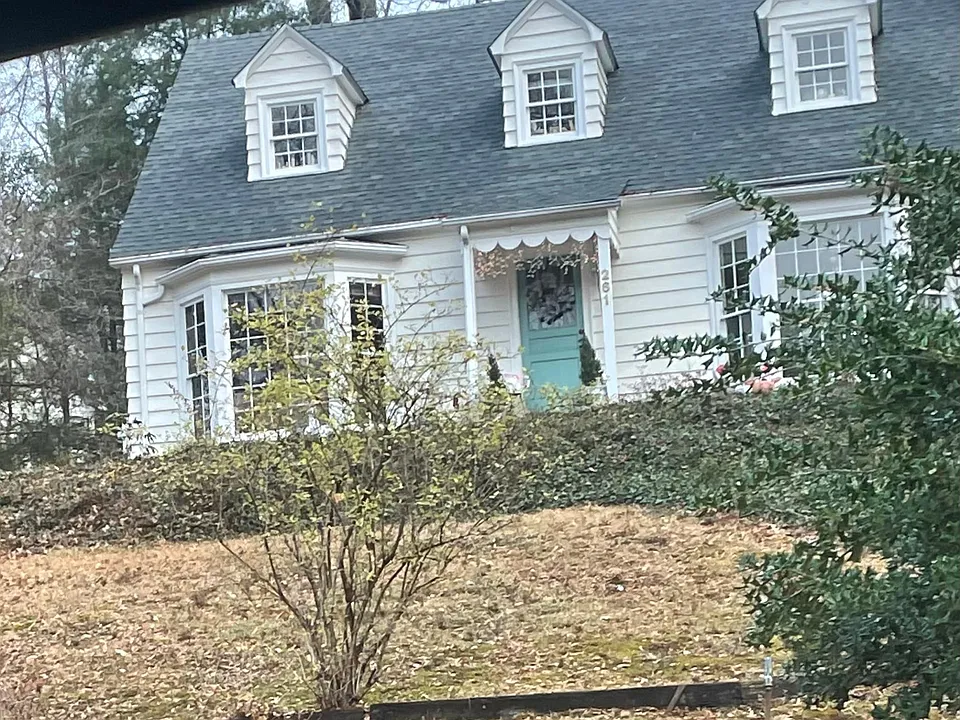 261 Virginia St SE