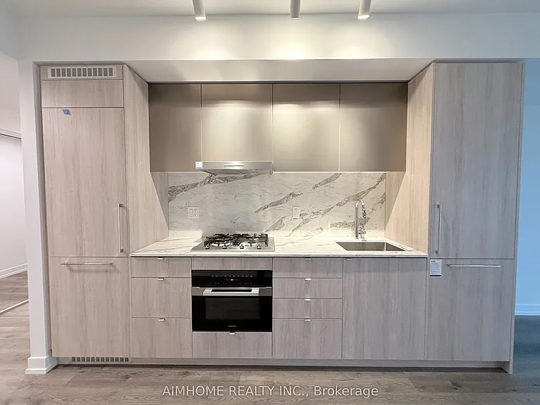 771 Yonge St #1606 — Photo 9