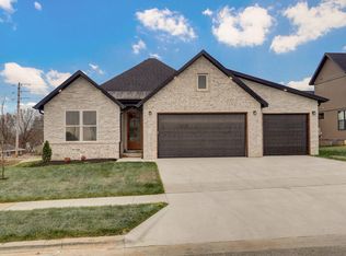 4967 S Aaron Ave, Springfield, MO 65810