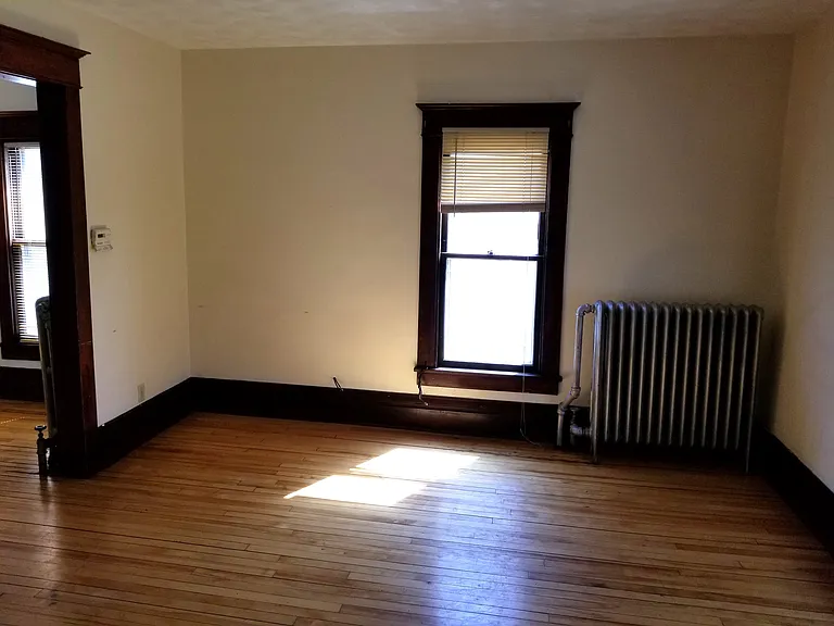 819 Aurora Ave #2 — Photo 3