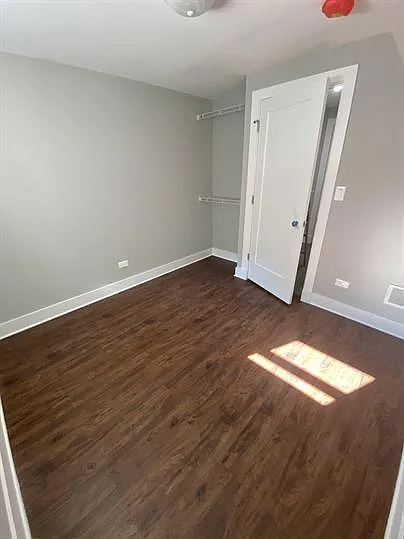 5034 N Washtenaw Ave — Photo 26