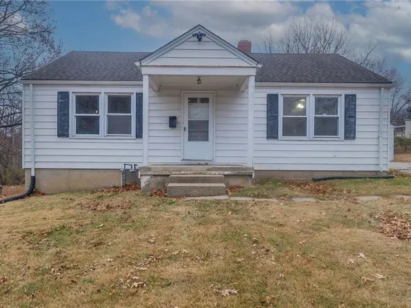 7805 E 49th St, Kansas City, MO 64129