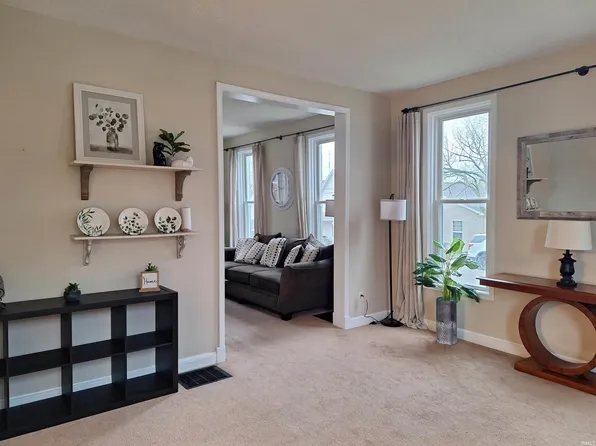 253 W Tipton St, Huntington, IN 46750