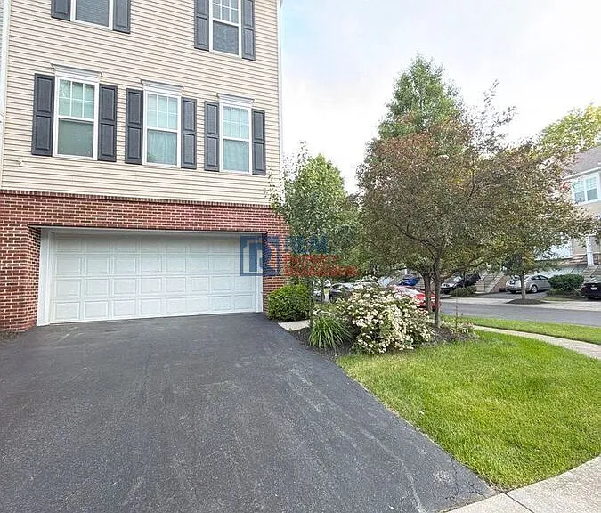 4119 Emerius Dr — Photo 1