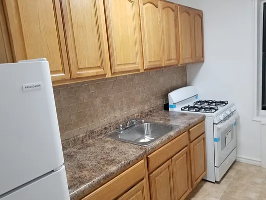 Rented by Zuz Realty | media 1