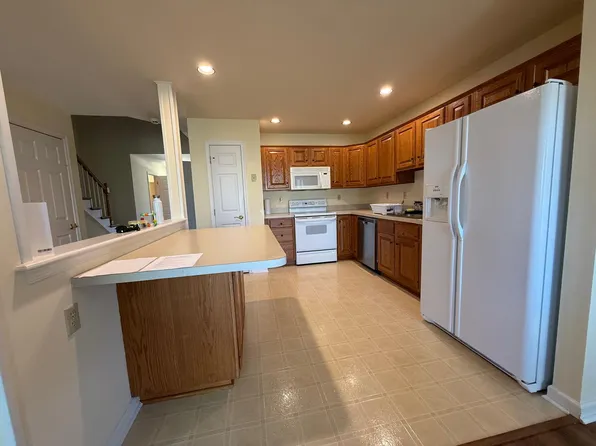 4106 Caissons Ct, Enola, PA 17025