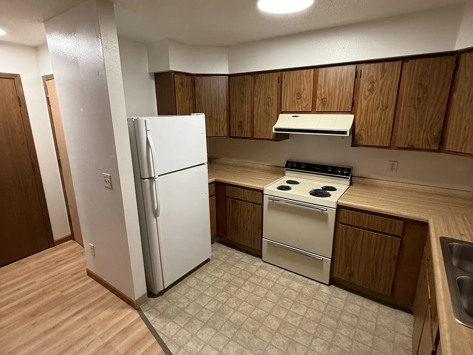 725 South 11th Street — Photo 3