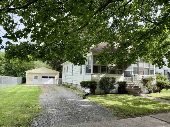 1812 Allegan St, Saginaw, MI 48602