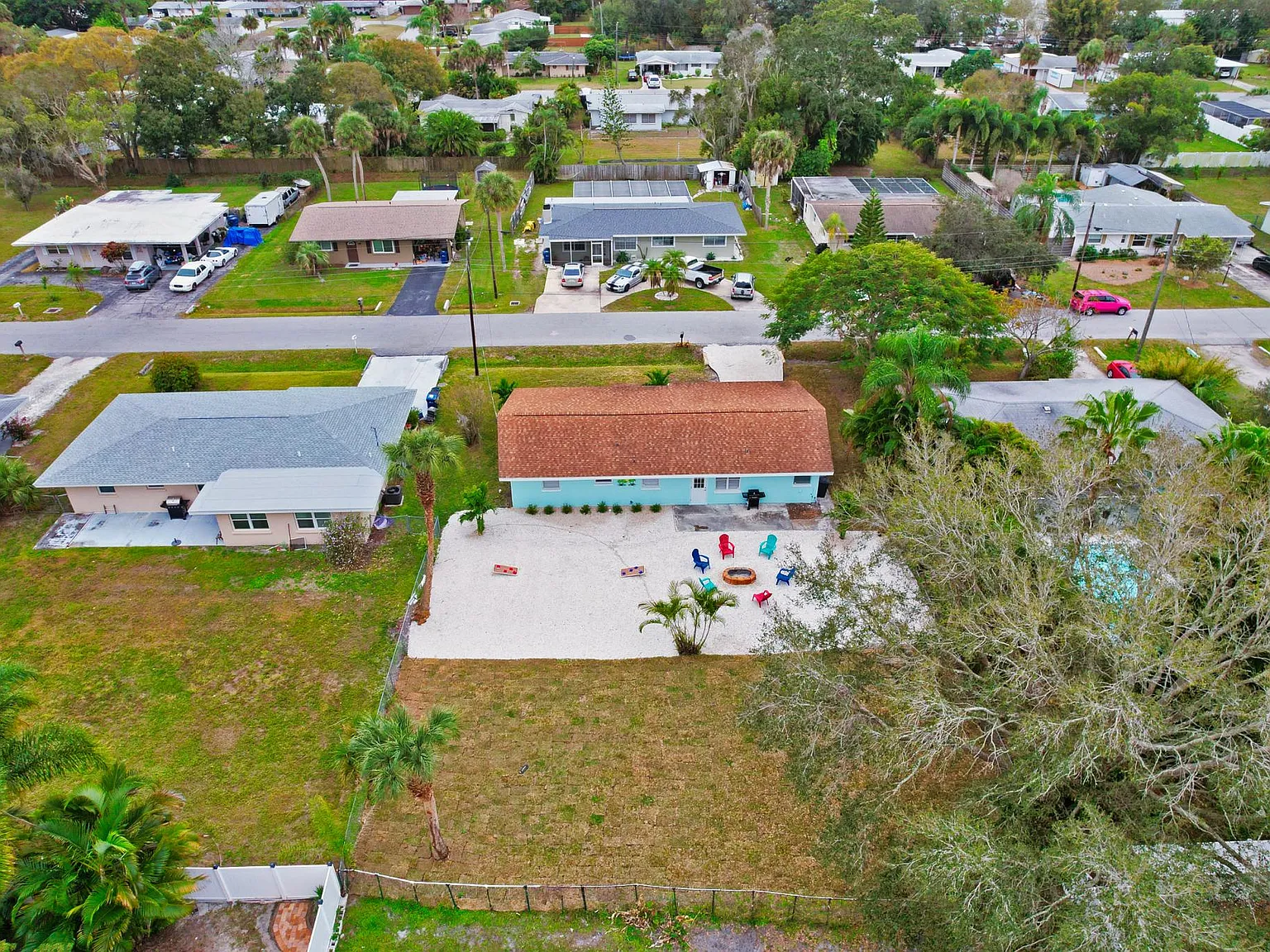 2 bed, 1100 sqft, $2,400 — Photo 3
