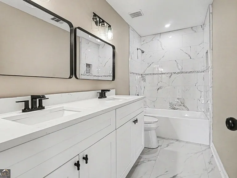 3170 Sherwood Oaks Ct — Photo 14