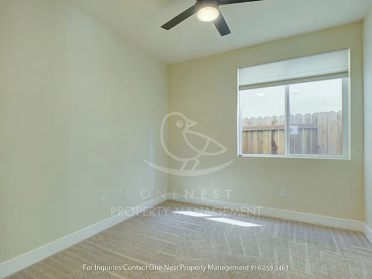 310 Clover Meadows Cir — Photo 14