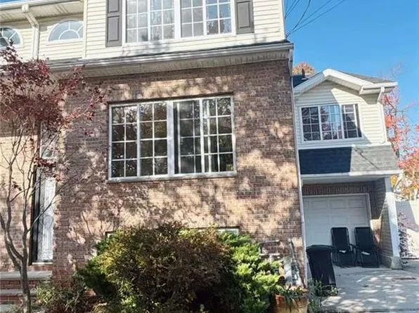 45 Sharrotts Rd, Staten Island, NY 10309