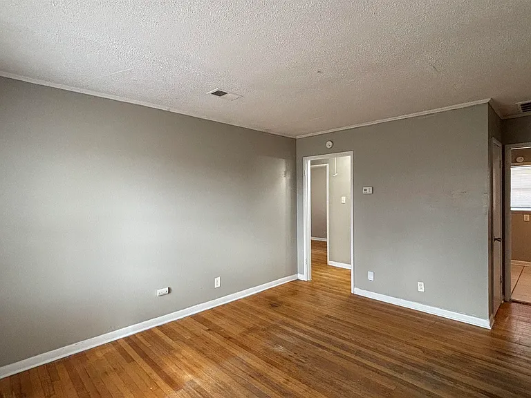 5022 Byron Rd — Photo 4