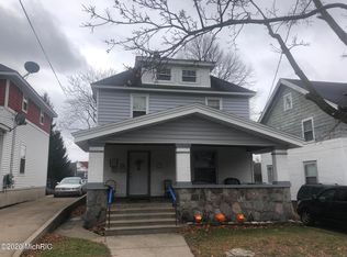 904 Bates St SE, Grand Rapids, MI 49506